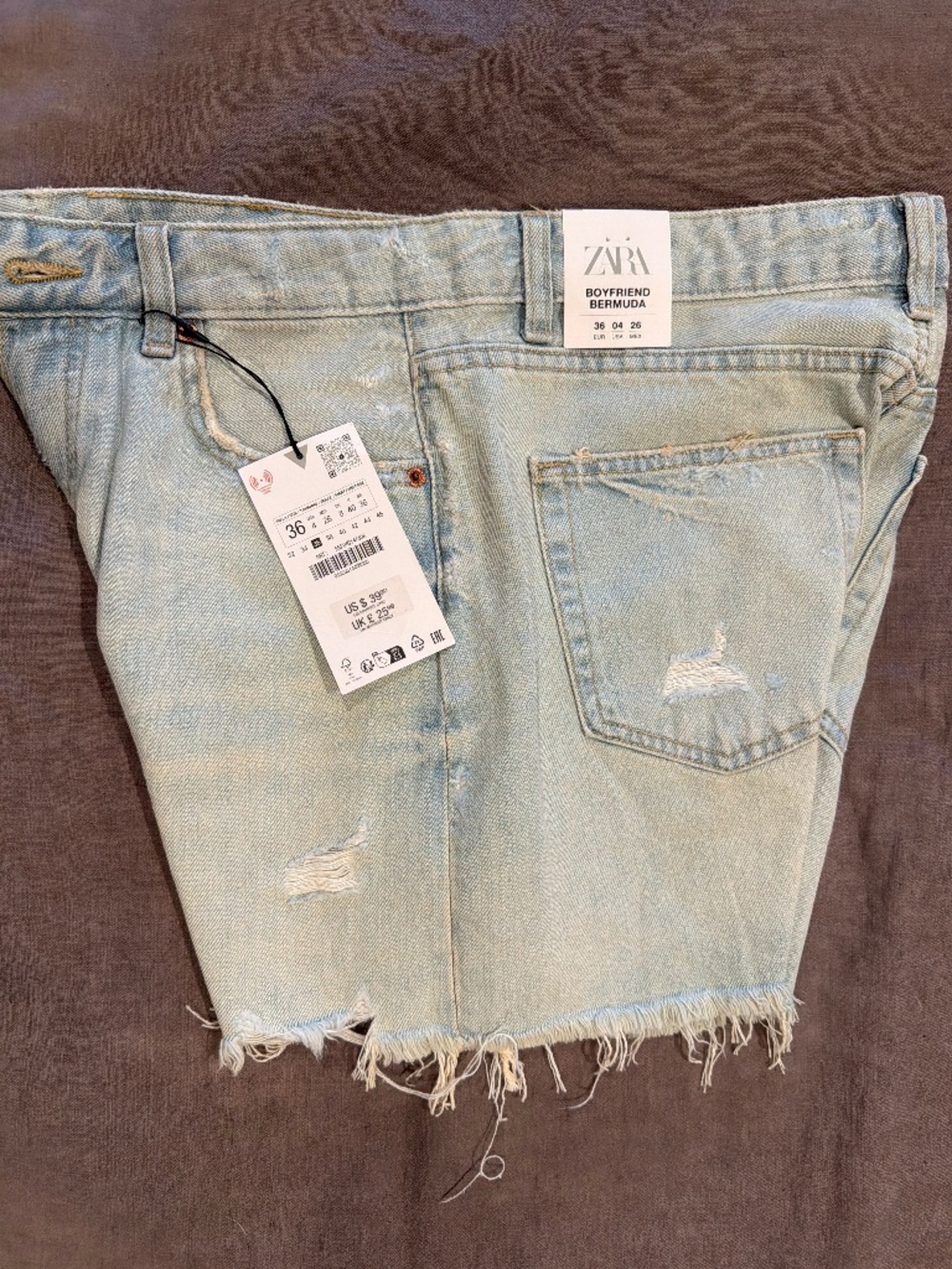 Zara Boyfriend Bermuda Distressed Denim Shorts Size 4 NWT